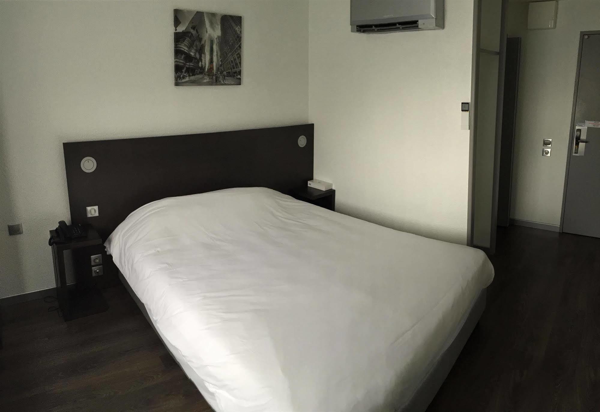 Regourd Hotel Cahors Exteriör bild